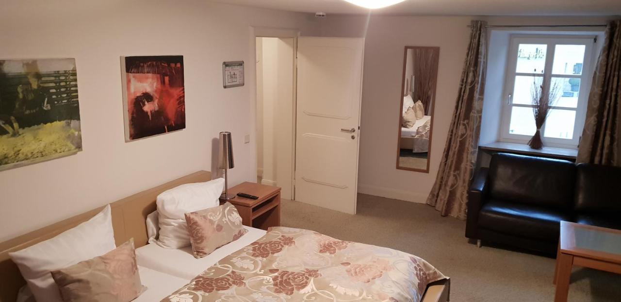 Hotel Zum Simonbraeu Bitburg Zewnętrze zdjęcie